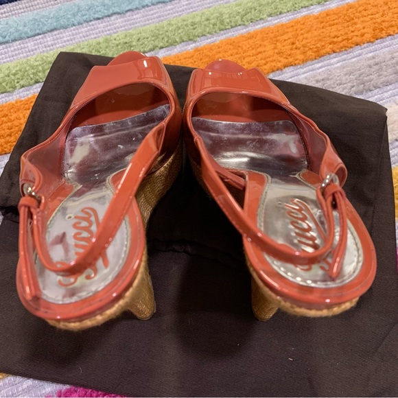 GUCCI Coral Vitello Vernice Soft Starfish Patent Leather Platform Wedges 258355 - Picture 8 of 16